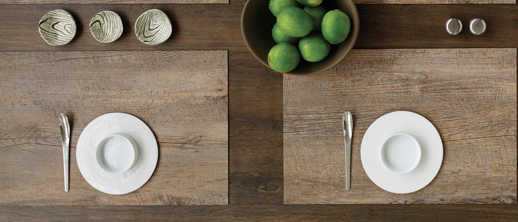 チルウィッチ・ランチョンマットのFaux Bois柄