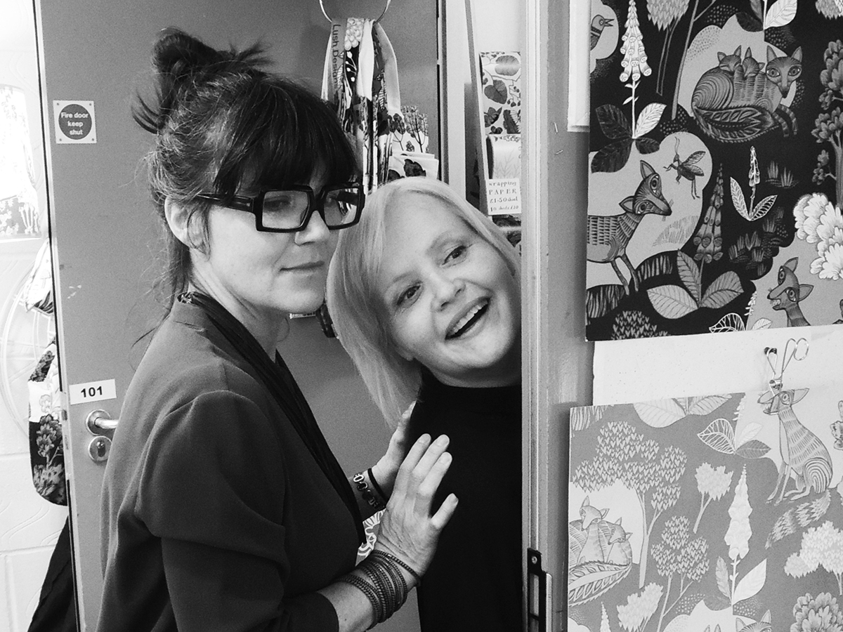 Lush Designs のトレー