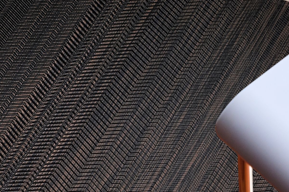 チルウィッチ ラグ ウェーブ ダークブラウン タイガーアイ