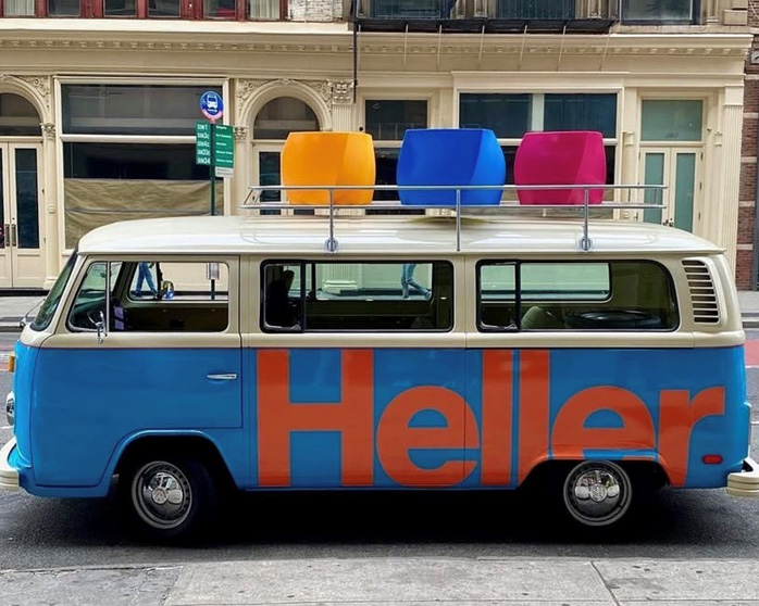 フランクゲーリーがデザインしたHellerスツール