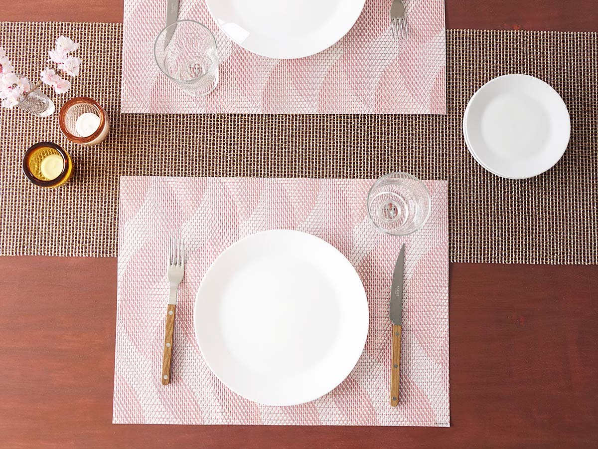 チルウィッチ ランチョンマット　アーク柄 アザレ色 ピンク色