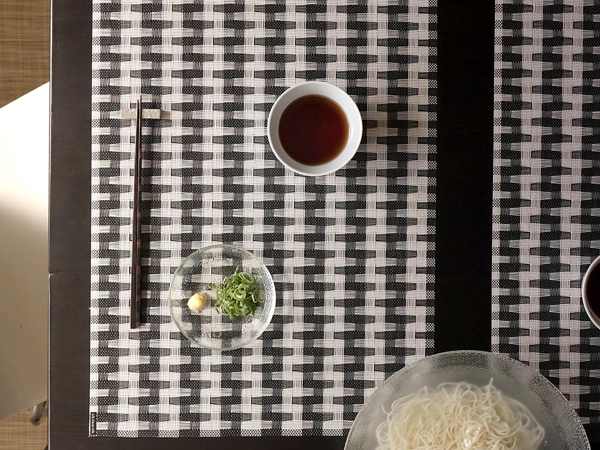 チルウィッチ ランチョンマット　ハープ　白黒　チェック　千鳥格子　素麺　和食　モダン