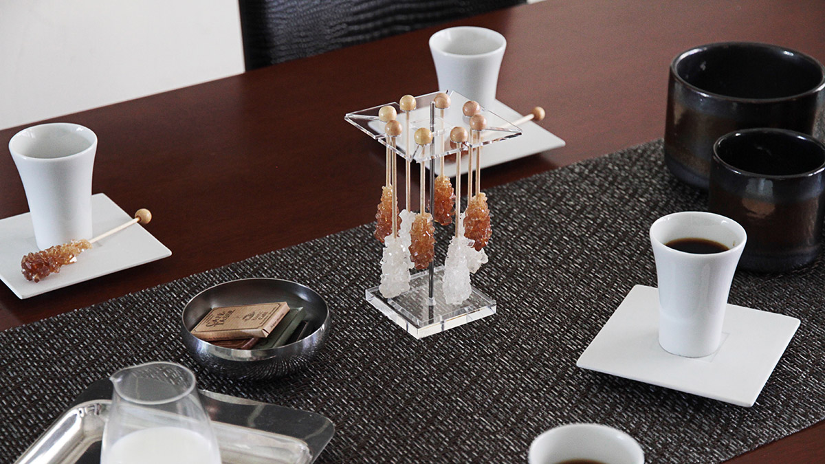 おしゃれなフランスのマドラー付きの氷砂糖