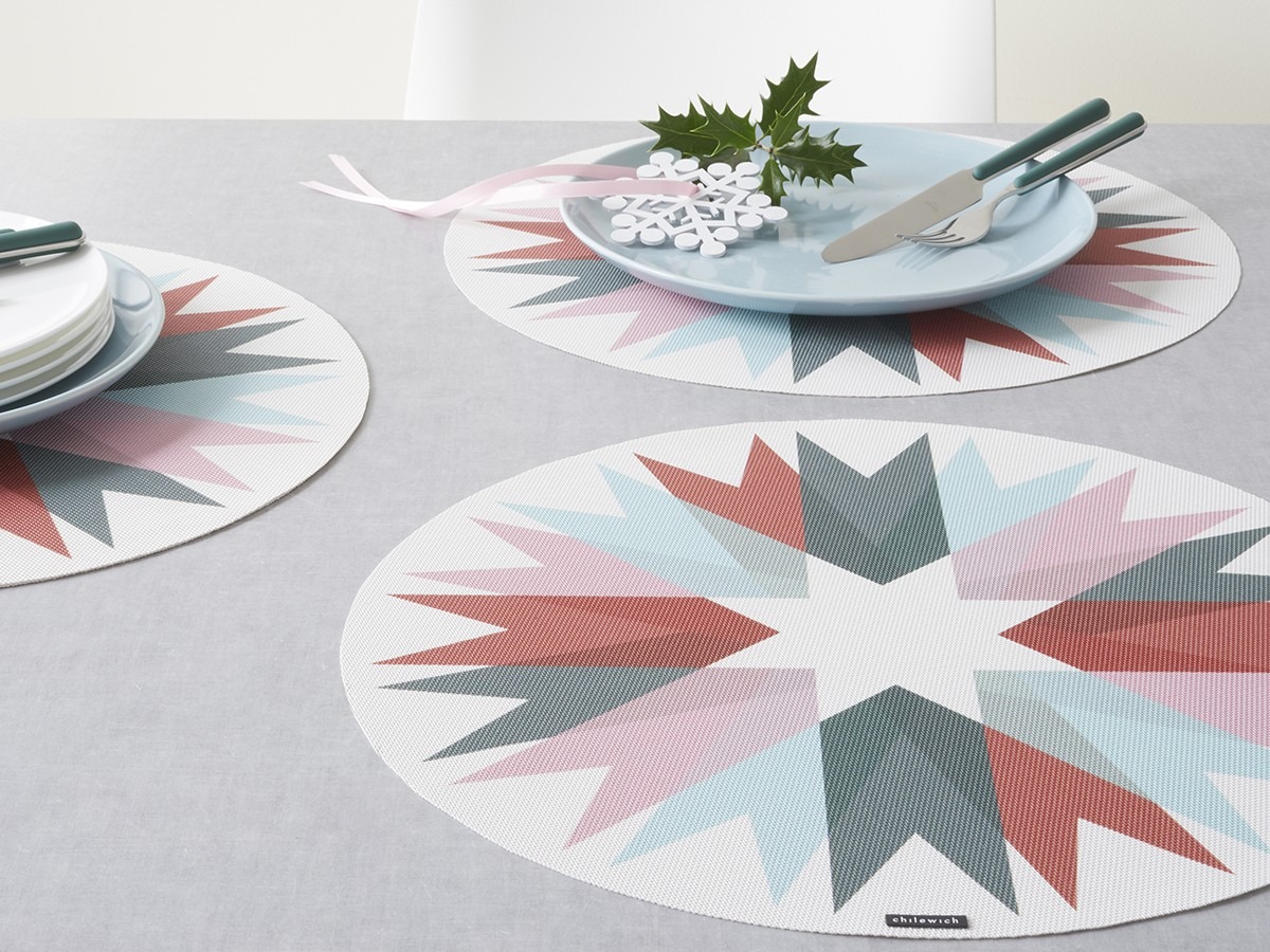 チルウィッチのランチョンマット　リボン柄　2025年秋冬新作　ジェニパー色