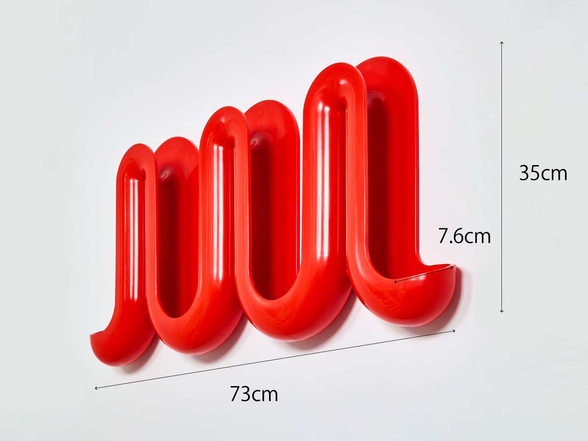 赤の曲線のウォールシェルフ Heller