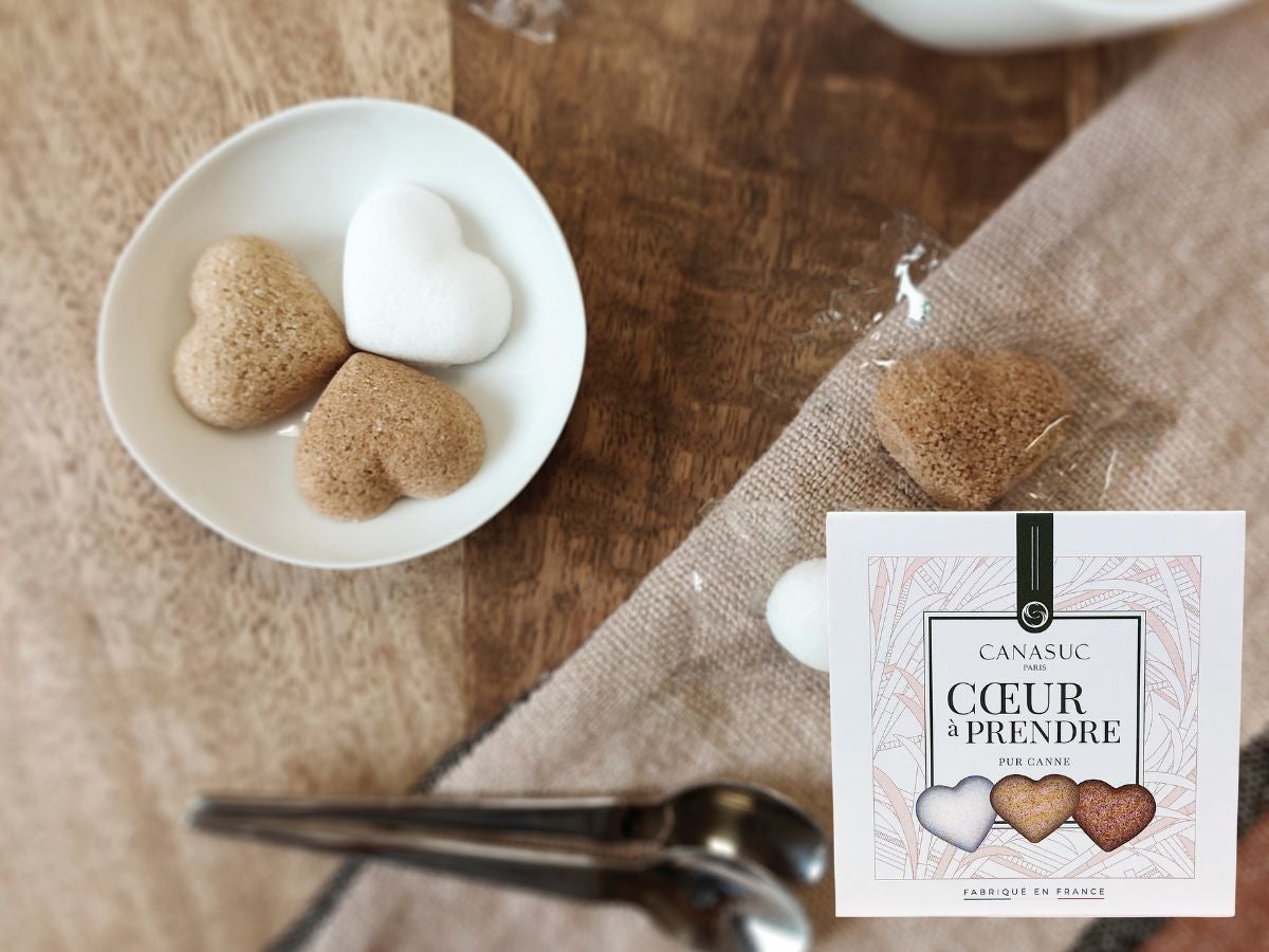 かわいいハートの角砂糖のカナスック・デザインシュガー