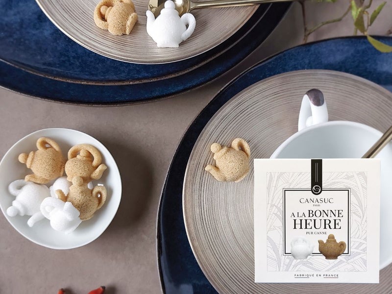 かわいい角砂糖のカナスックデザインシュガーのティーポット型