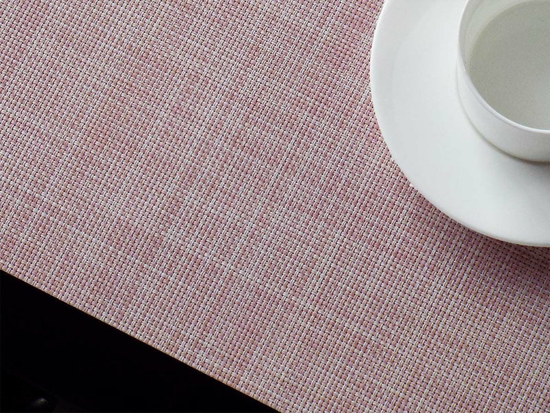 チルウィッチテーブルランナー・ミニバスケットウィーブのブラッシュ色