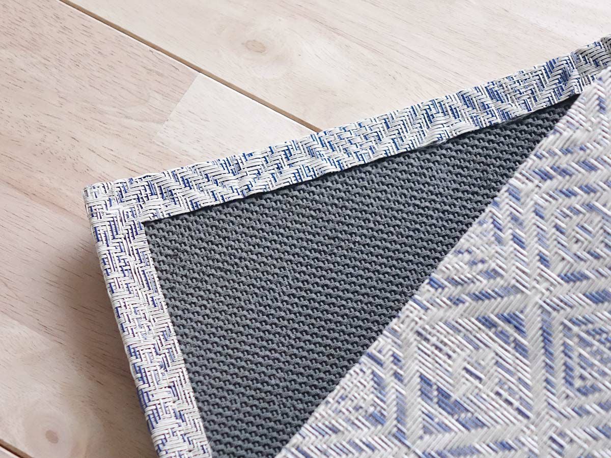 チルウィッチ フロアマット ｜118×183cm｜モザイク ブルー色