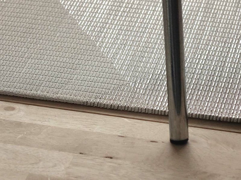 チルウィッチ　フロアマット　シグナル柄　サンド色　グレージュ　アイボリー　敷物　ラグ　アーガイル柄