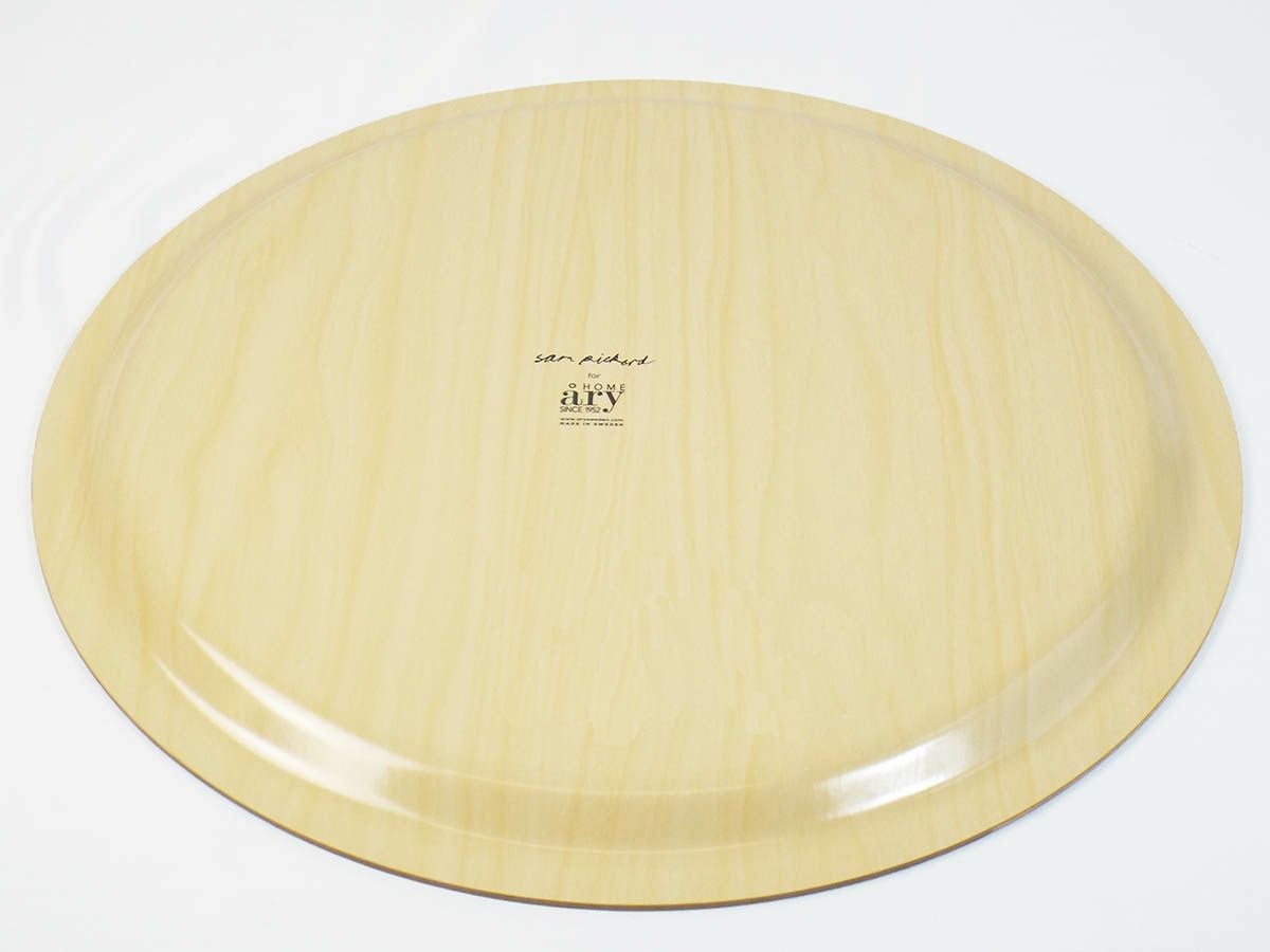 スウェーデン・aryの木製トレー