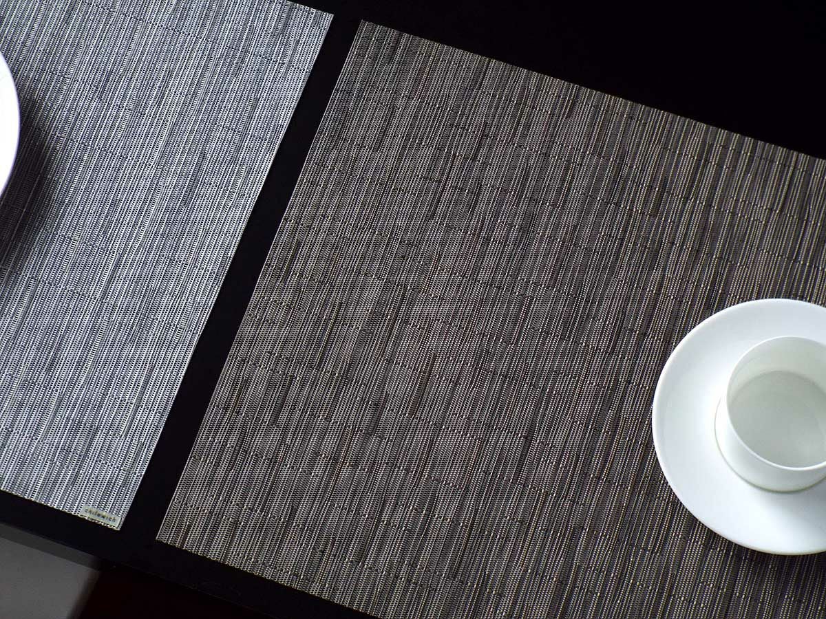 Chilewich・Bamboのグレイフランネル色のランチョンマット