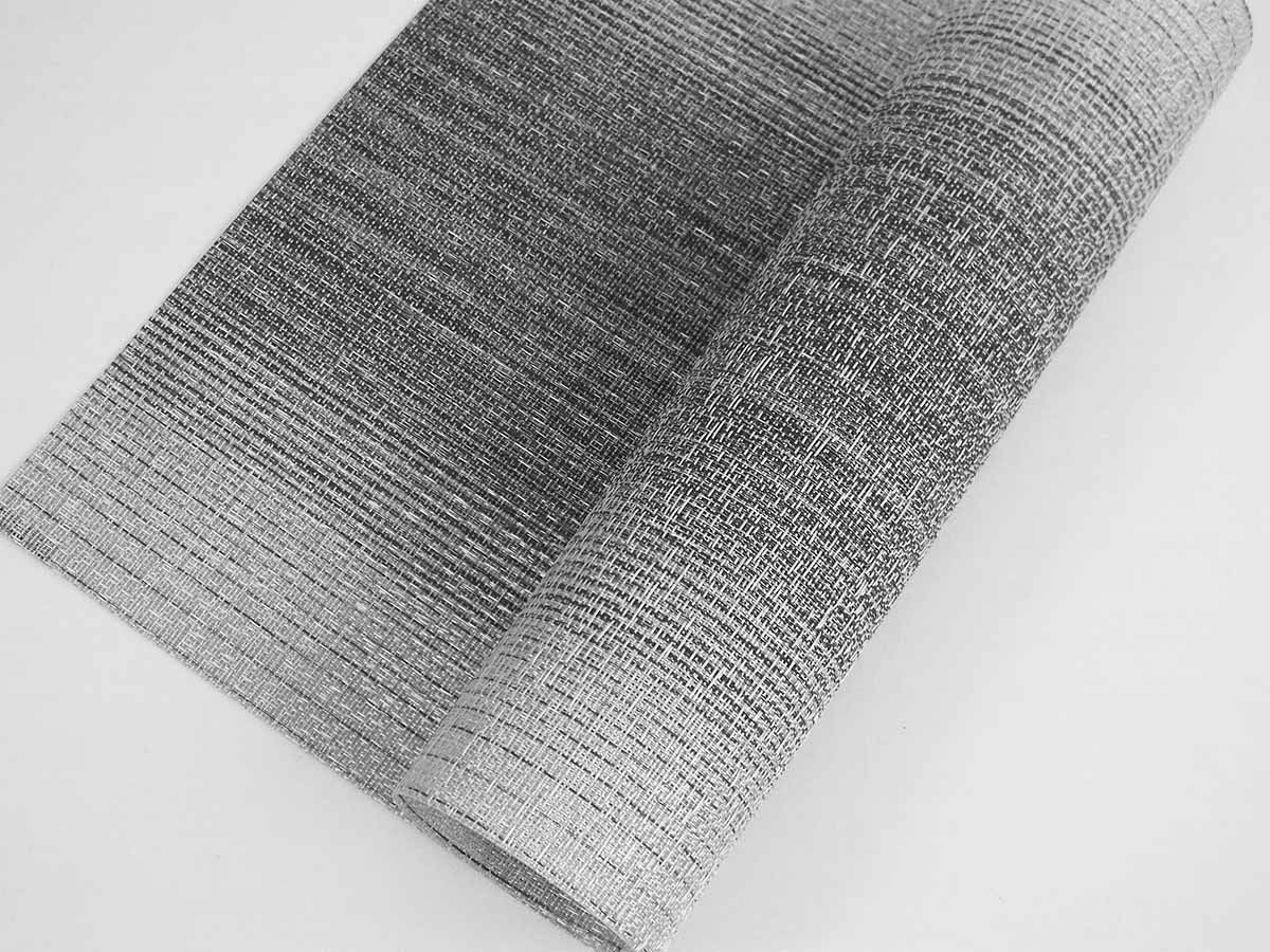 濃淡のグレイの絣のグラデーションのランチョンマット