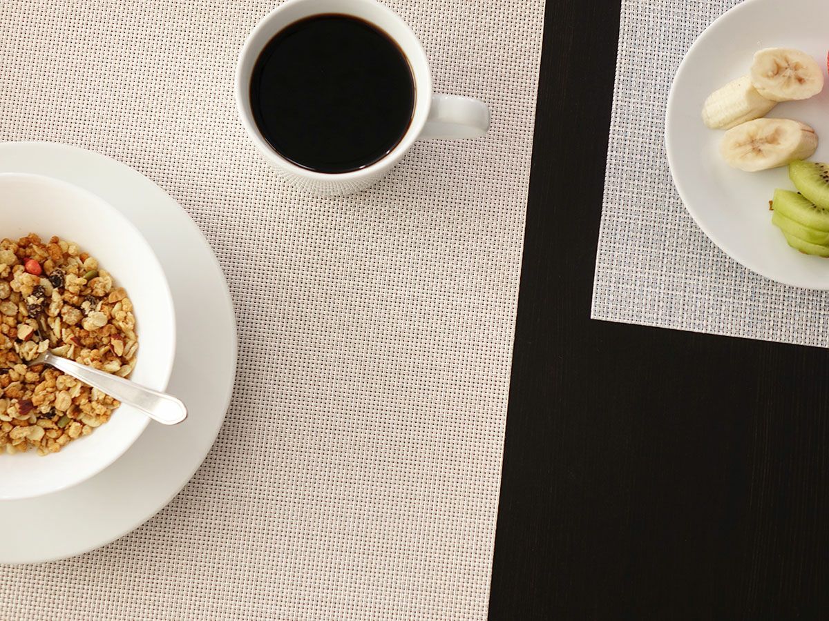 チルウィッチのランチョンマット　ミニバスケットウィーブ柄ホワイト色