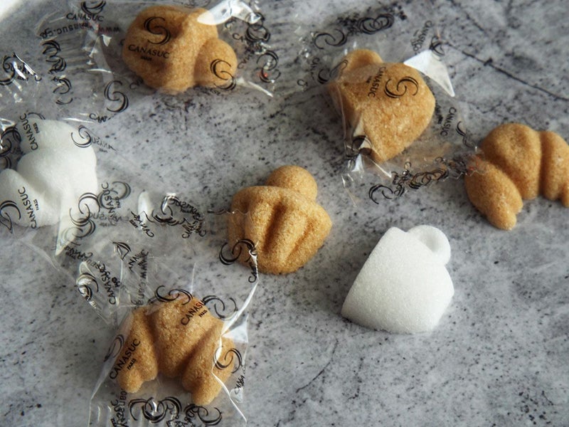 おしゃれな角砂糖のパリの朝食風景をイメージしたカナスックデザインシュガー