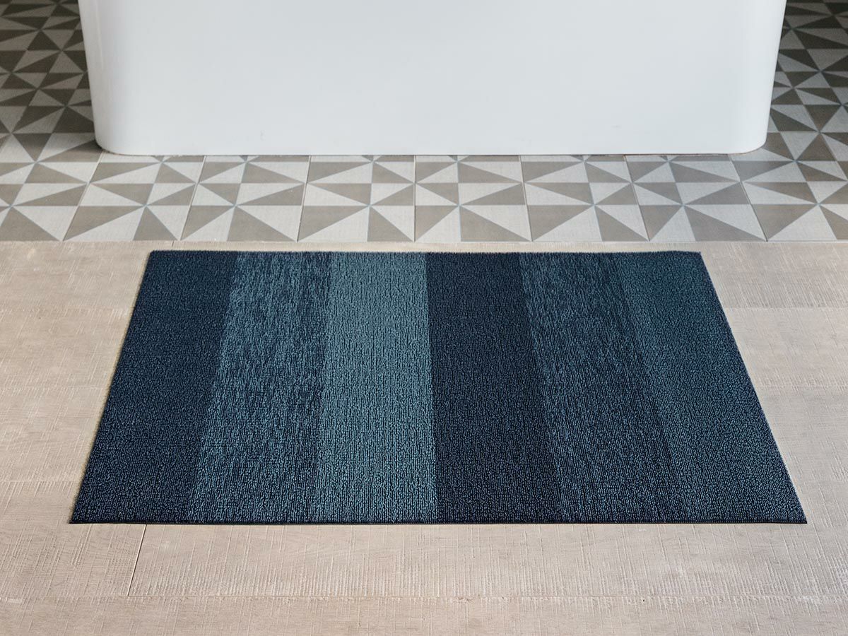 屋外玄関マット 濃紺のグラデーション 91×152cm｜チルウィッチ日本公式通販