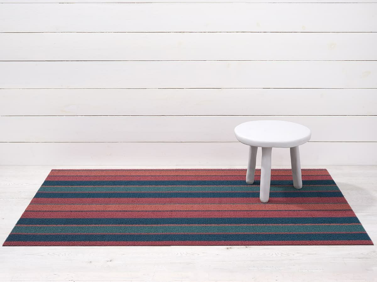 玄関・キッチンマット　Bolt Stripe柄 Raspberry色