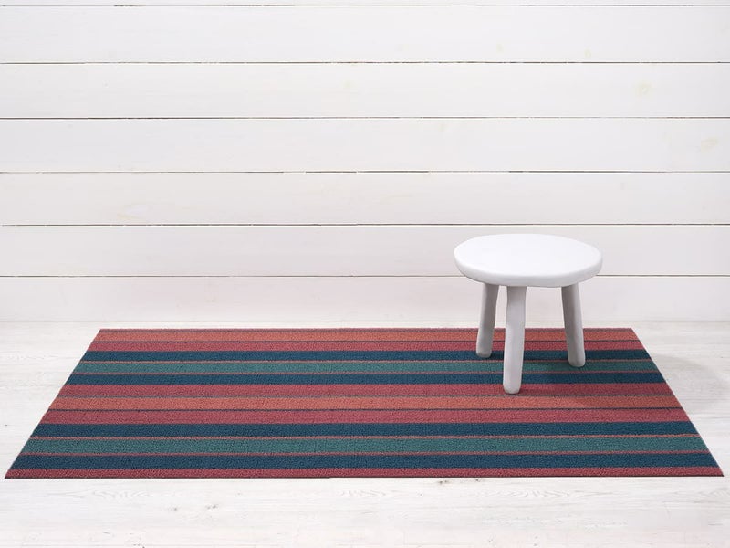 玄関・キッチンマット　Bolt Stripe柄 Raspberry色
